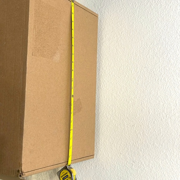 Skim Large Box - Picture 2 of 4